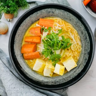 Curry Tofu with Noodle