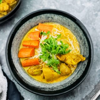 Curry Chicken with Noodle